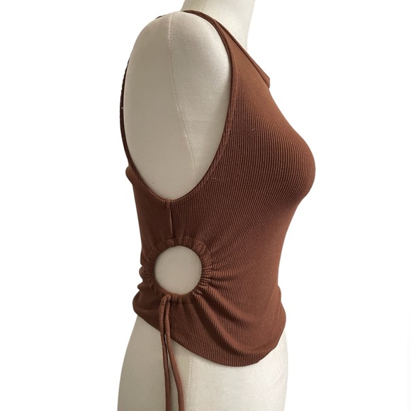 Zara brown ribbed side cutout cropped tank top - Picture 6 of 13